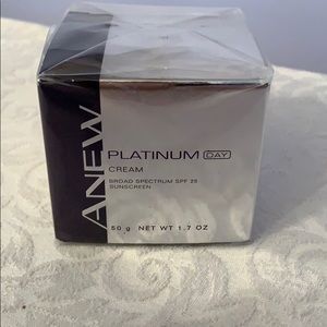 Avon Platinum Day Cream